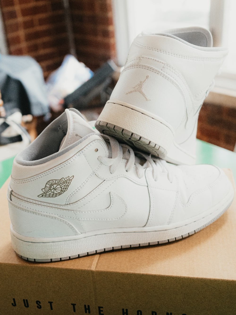 Jordan 1 Mid White - 6y
